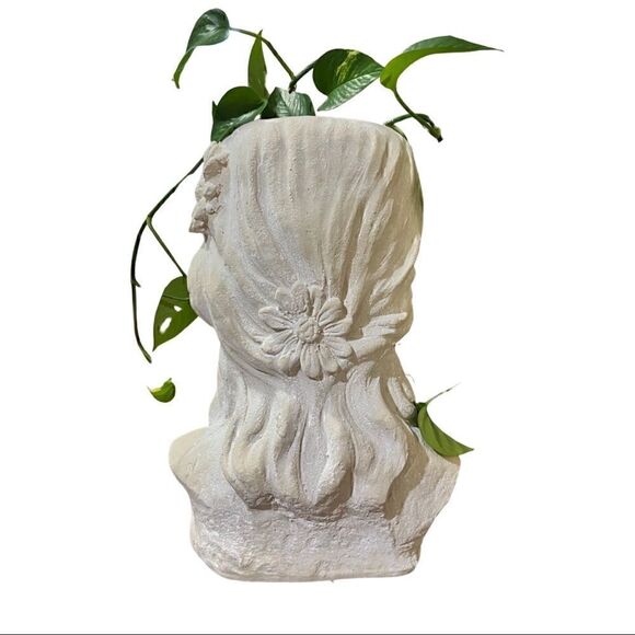 Beautiful Lady Planter Resin Plaster Large Size at 13” Perfect for your monstera - Picture 4 of 8